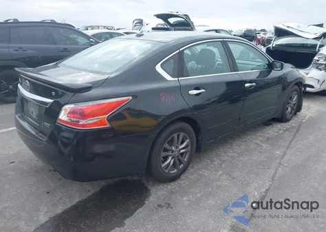 2015 Nissan Altima 2.5 S из США, поврежденный, VIN 1N4AL3AP0FC595440